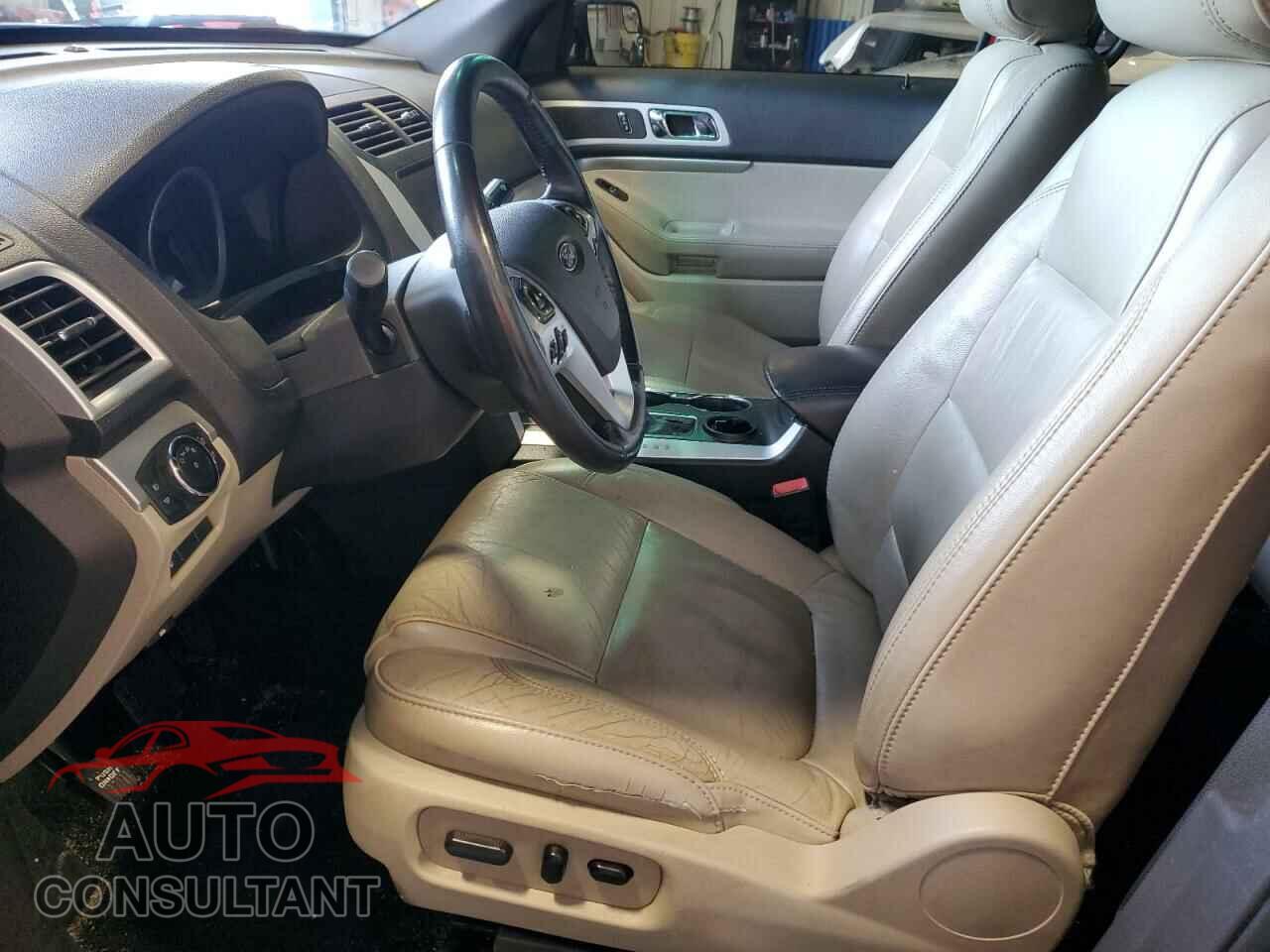 FORD EXPLORER 2015 - 1FM5K7D88FGB06734