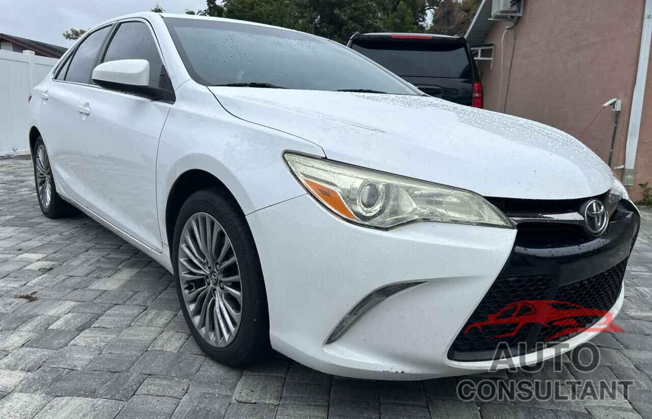 TOYOTA CAMRY 2017 - 4T1BF1FK9HU342455