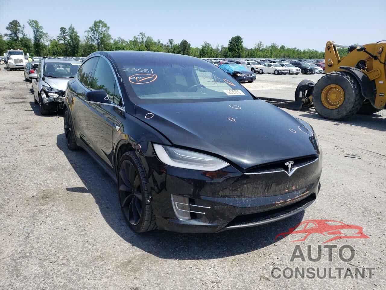 TESLA MODEL X 2017 - 5YJXCBE40HF074108