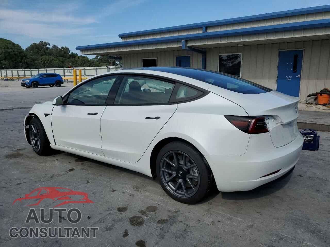 TESLA MODEL 3 2022 - 5YJ3E1EB1NF261726