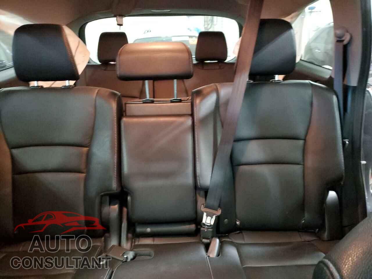 HONDA PILOT 2017 - 5FNYF6H68HB100423