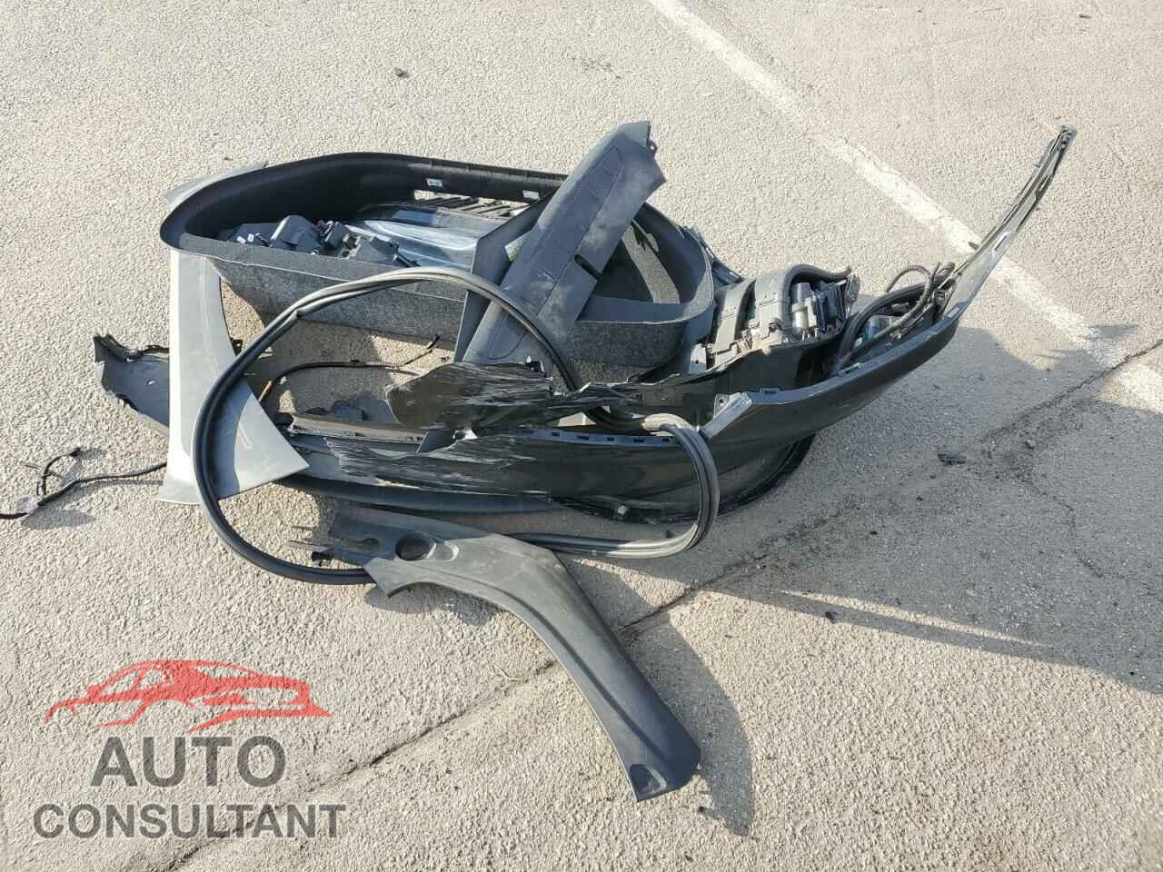 TESLA MODEL X 2016 - 5YJXCBE28GF003459