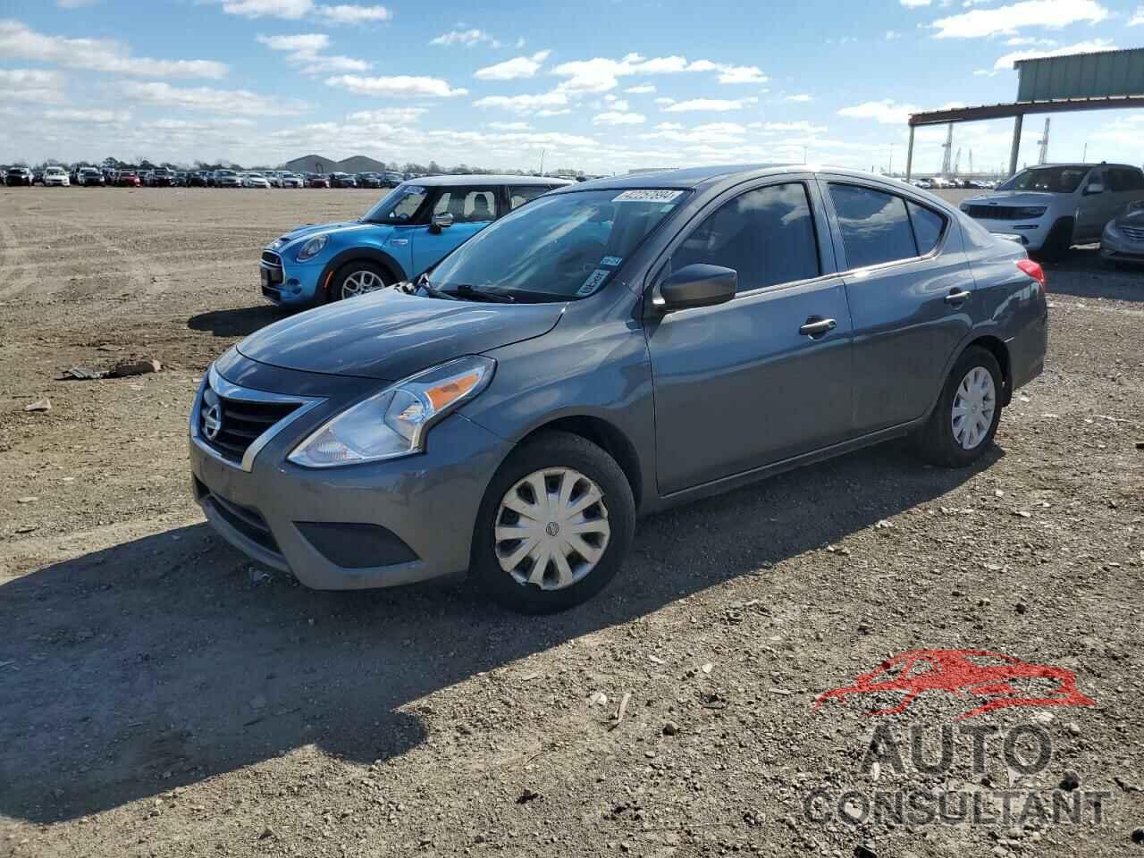 NISSAN VERSA 2018 - 3N1CN7AP3JL818994