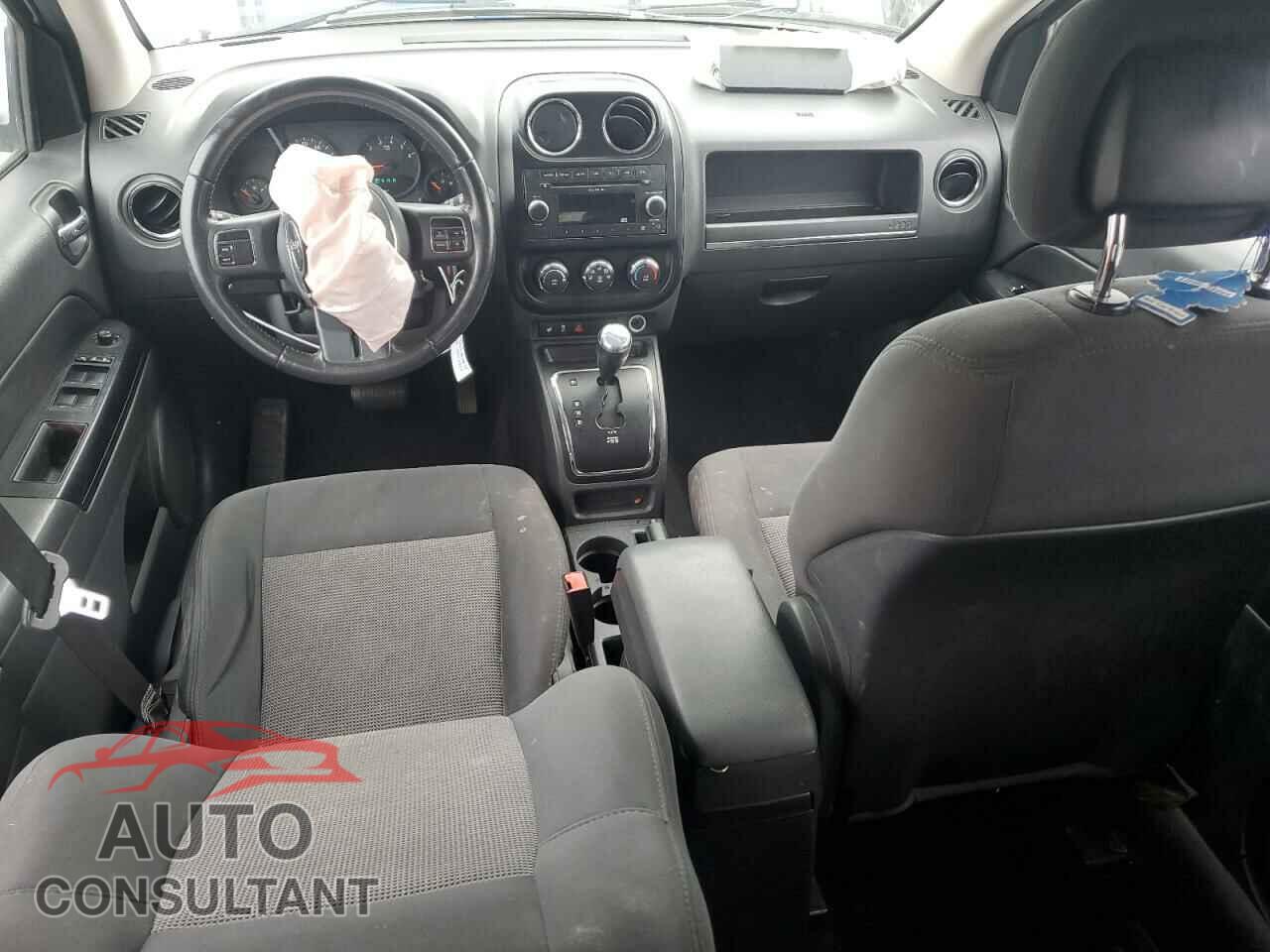 JEEP COMPASS 2011 - 1J4NF1FB1BD183143