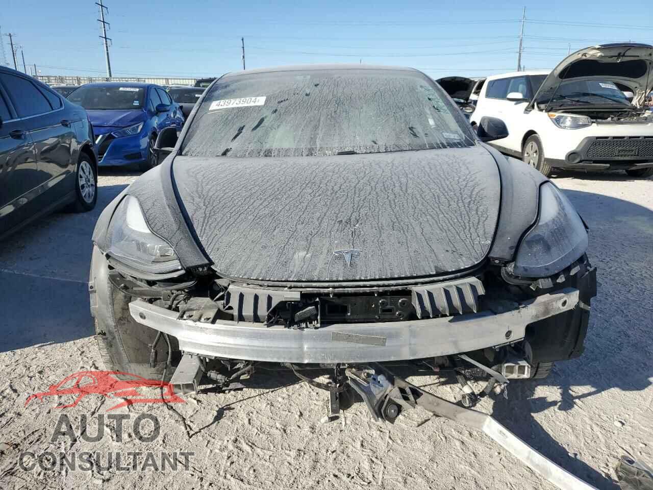 TESLA MODEL 3 2021 - 5YJ3E1EB8MF035746