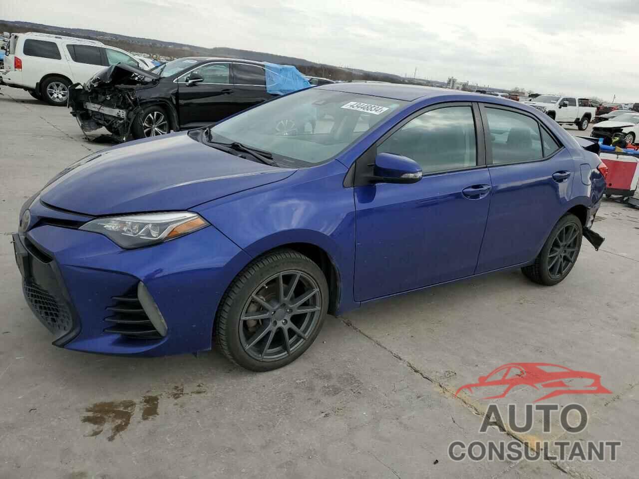 TOYOTA COROLLA 2018 - 5YFBURHE4JP796955