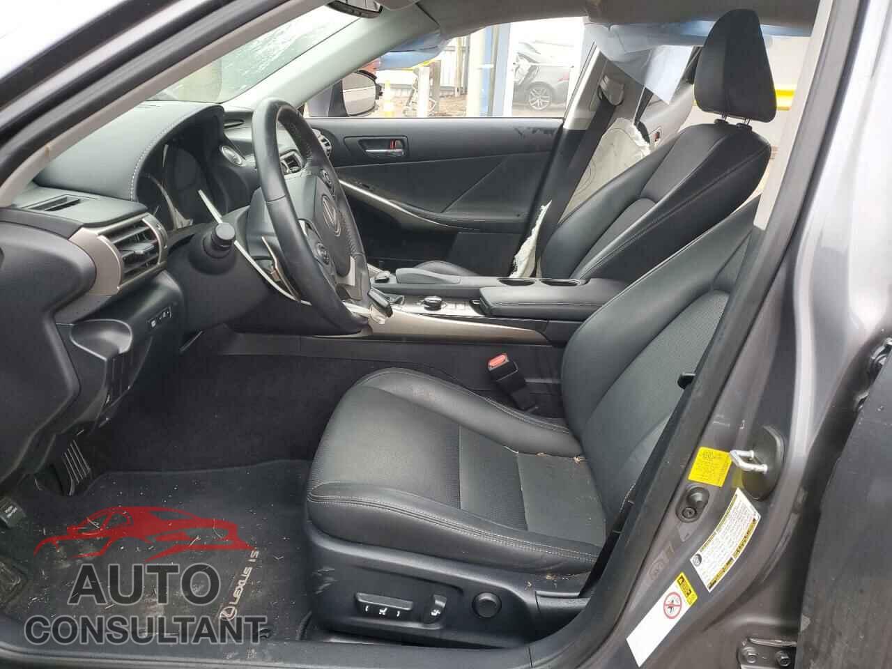 LEXUS IS 2014 - JTHBE1D29E5001040