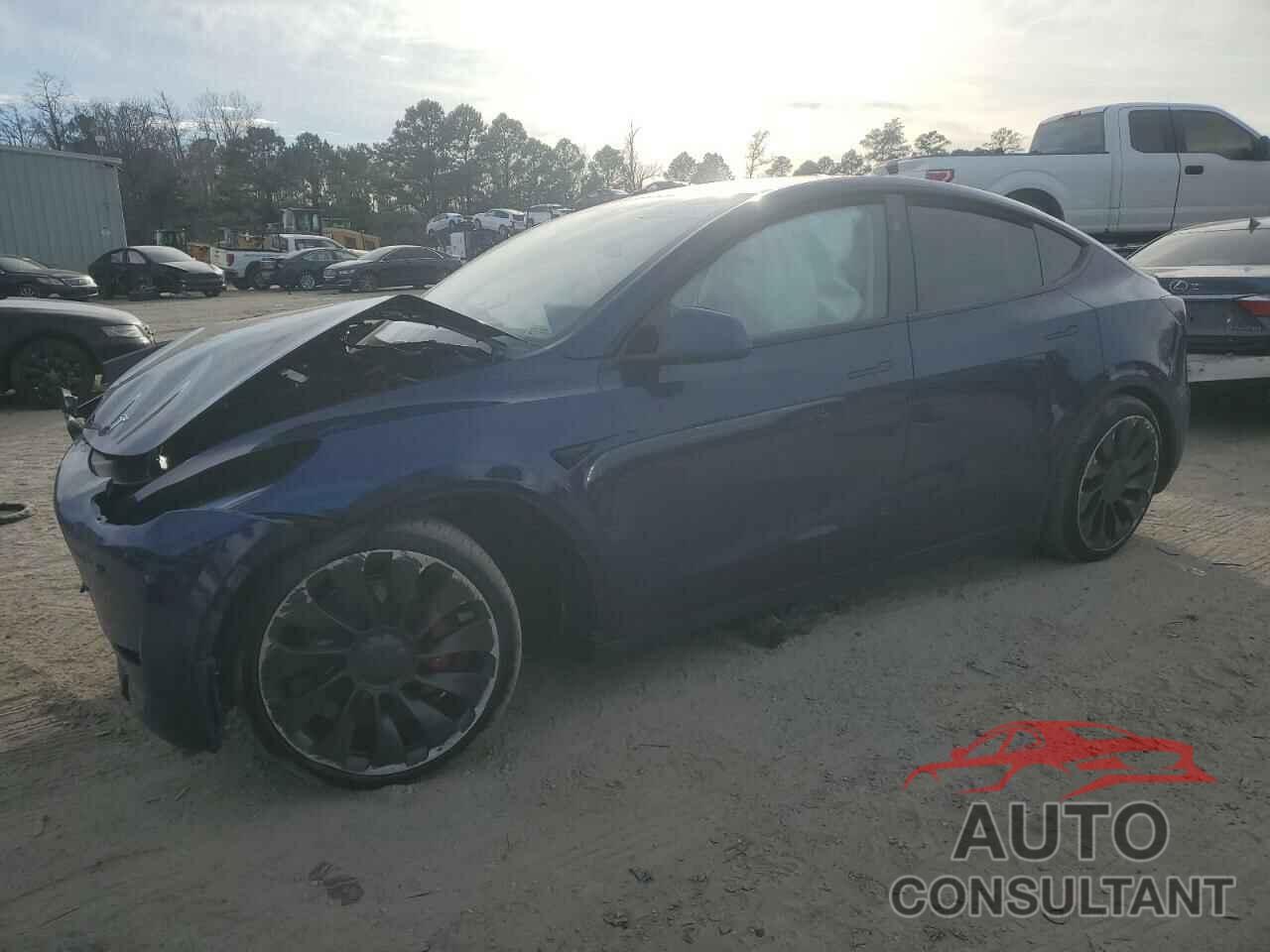 TESLA MODEL Y 2023 - 7SAYGDEF7PF898453