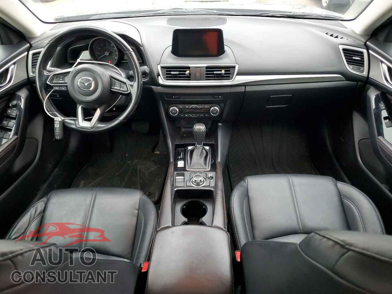 MAZDA 3 2017 - 3MZBN1V76HM102902