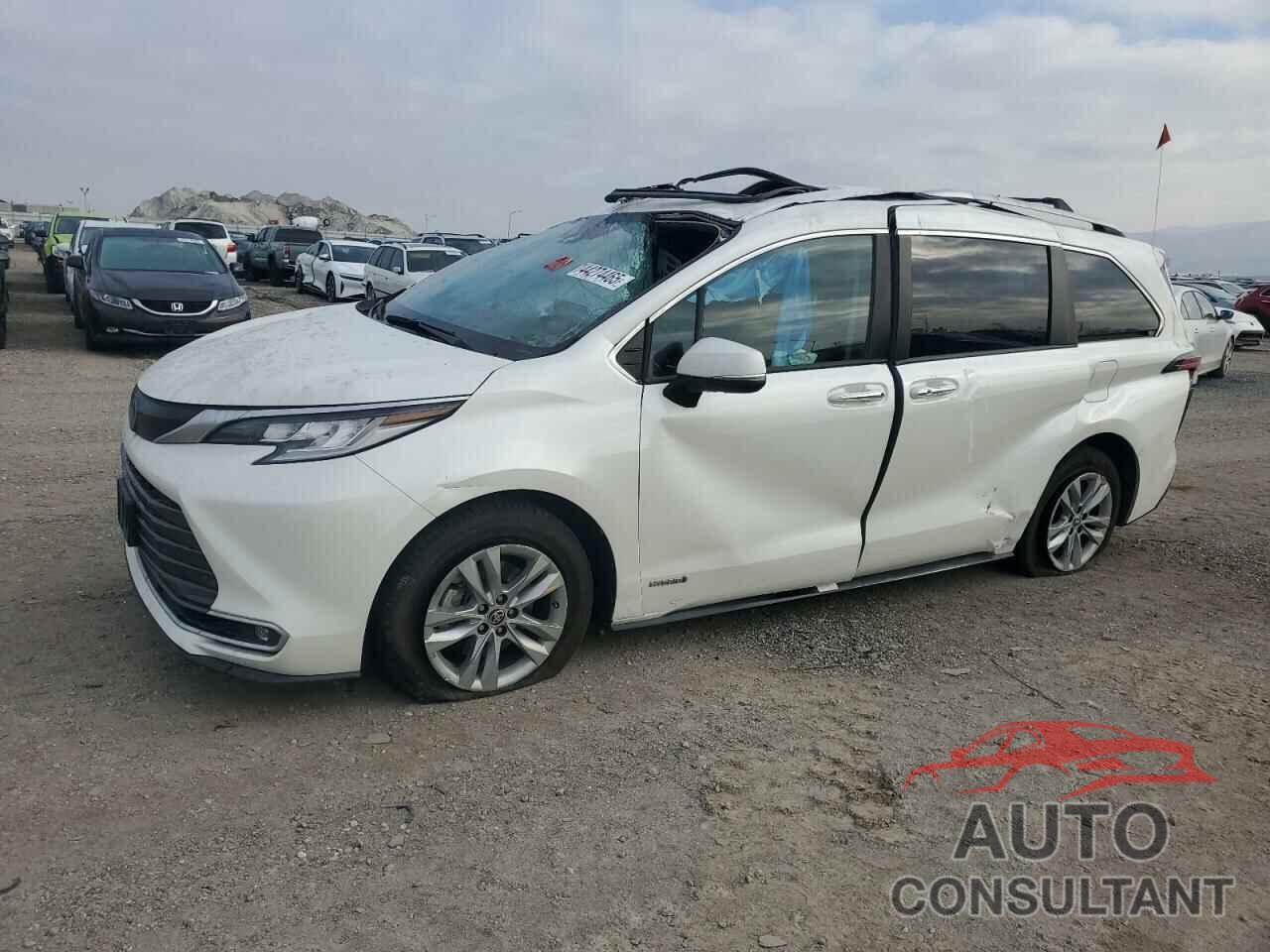 TOYOTA SIENNA 2021 - 5TDZRKEC0MS050234