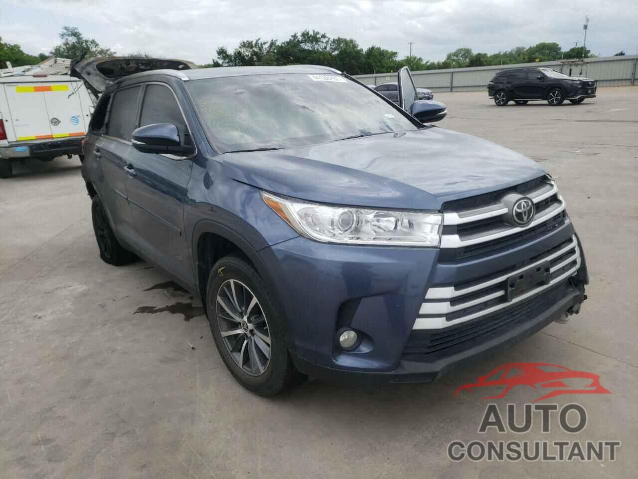 TOYOTA HIGHLANDER 2019 - 5TDKZRFH9KS370461