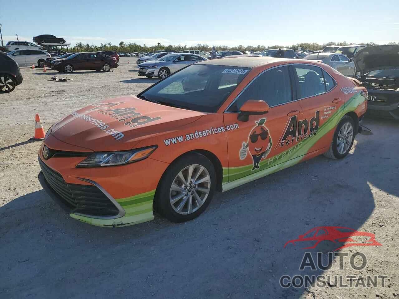 TOYOTA CAMRY 2021 - 4T1C11AK0MU420304