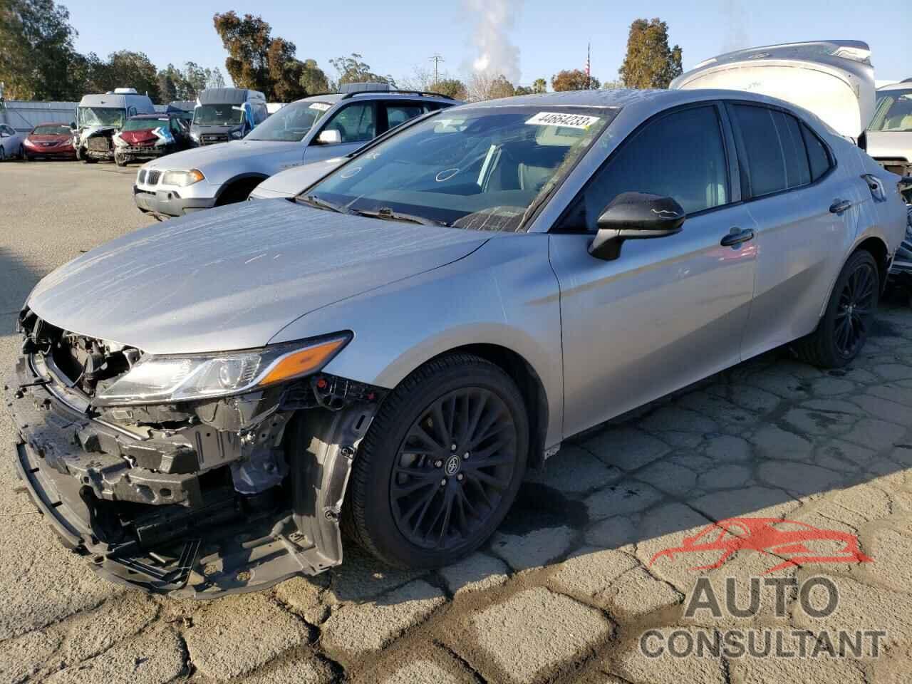 TOYOTA CAMRY 2020 - 4T1G11AK6LU323138