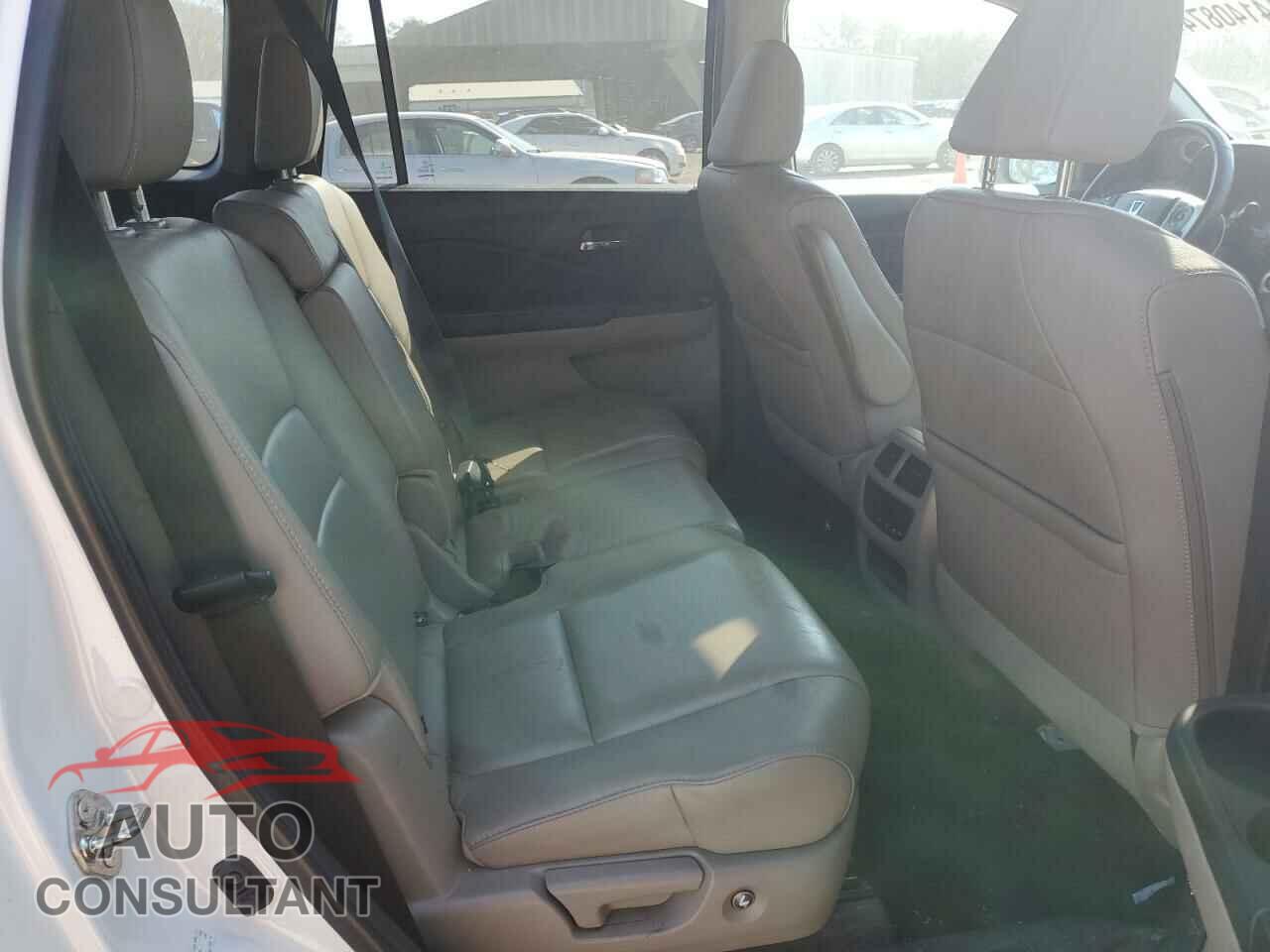 HONDA PILOT 2016 - 5FNYF6H57GB065881