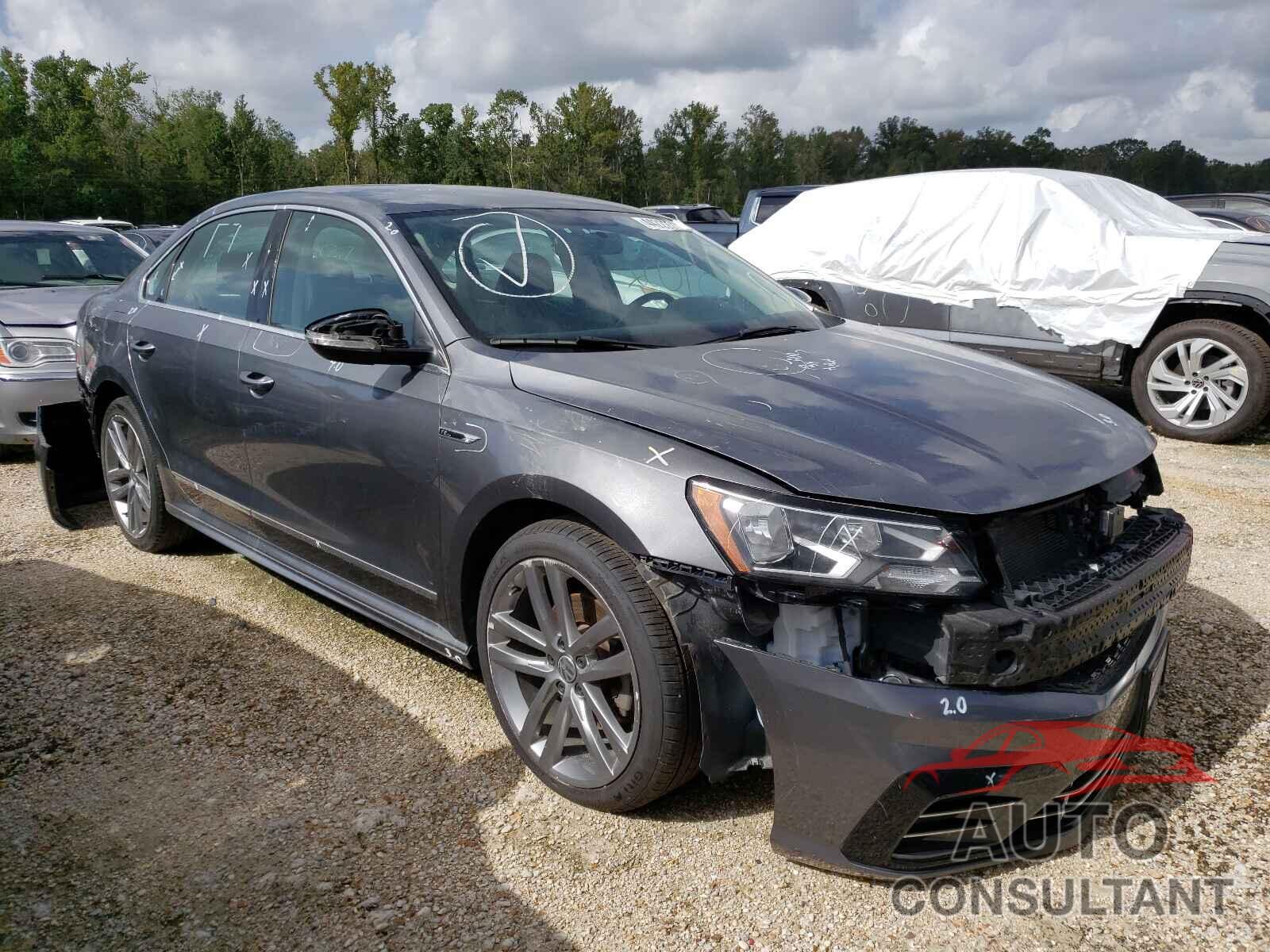 VOLKSWAGEN PASSAT 2017 - 1VWDT7A35HC077304