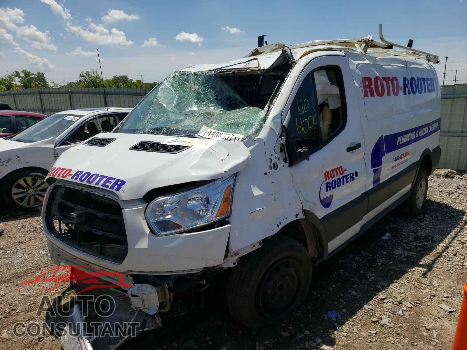 FORD TRANSIT CO 2017 - 1FTYR1YM3HKB00132