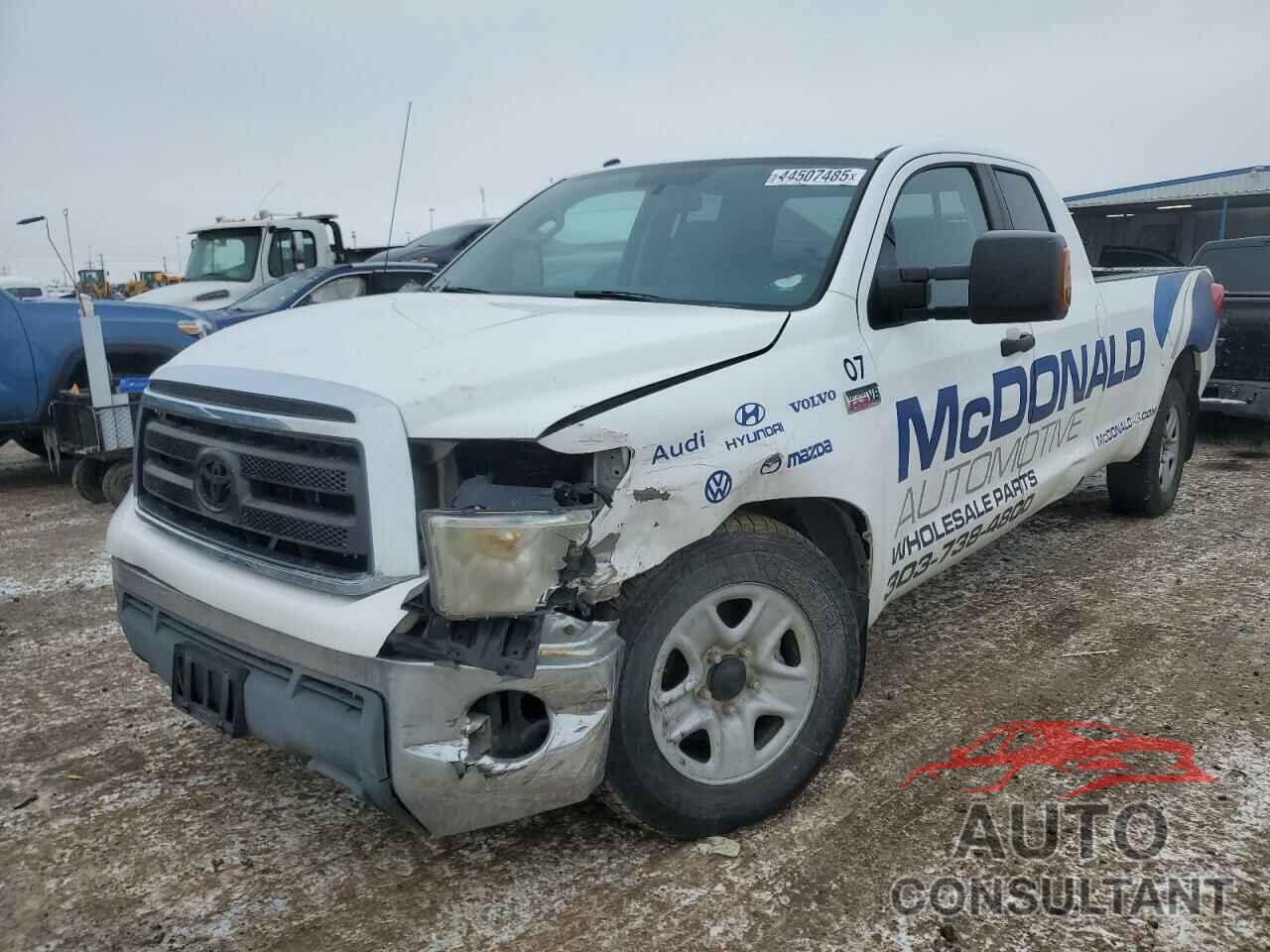 TOYOTA TUNDRA 2013 - 5TFCW5F17DX015214