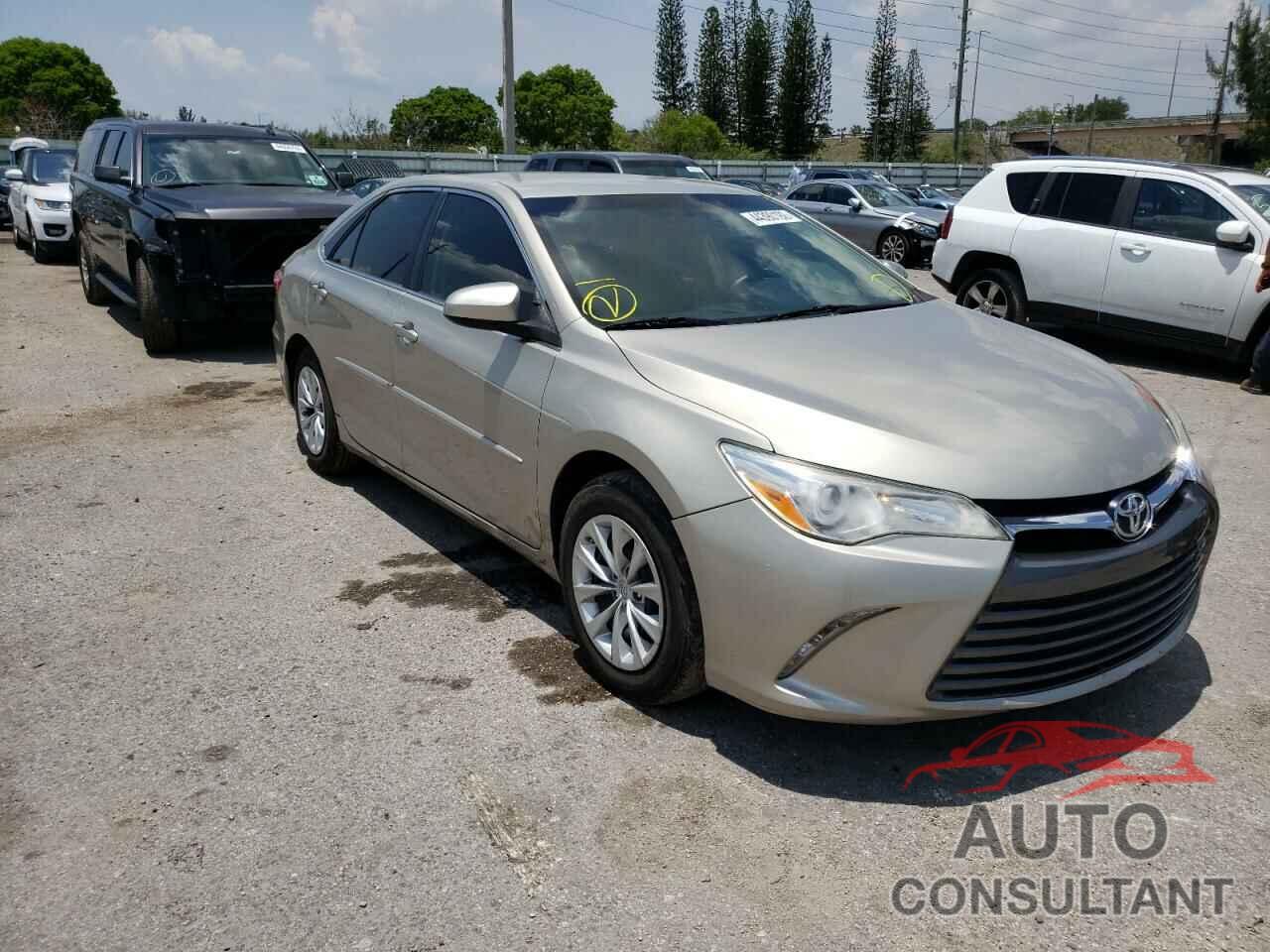 TOYOTA CAMRY 2016 - 4T4BF1FK5GR581781