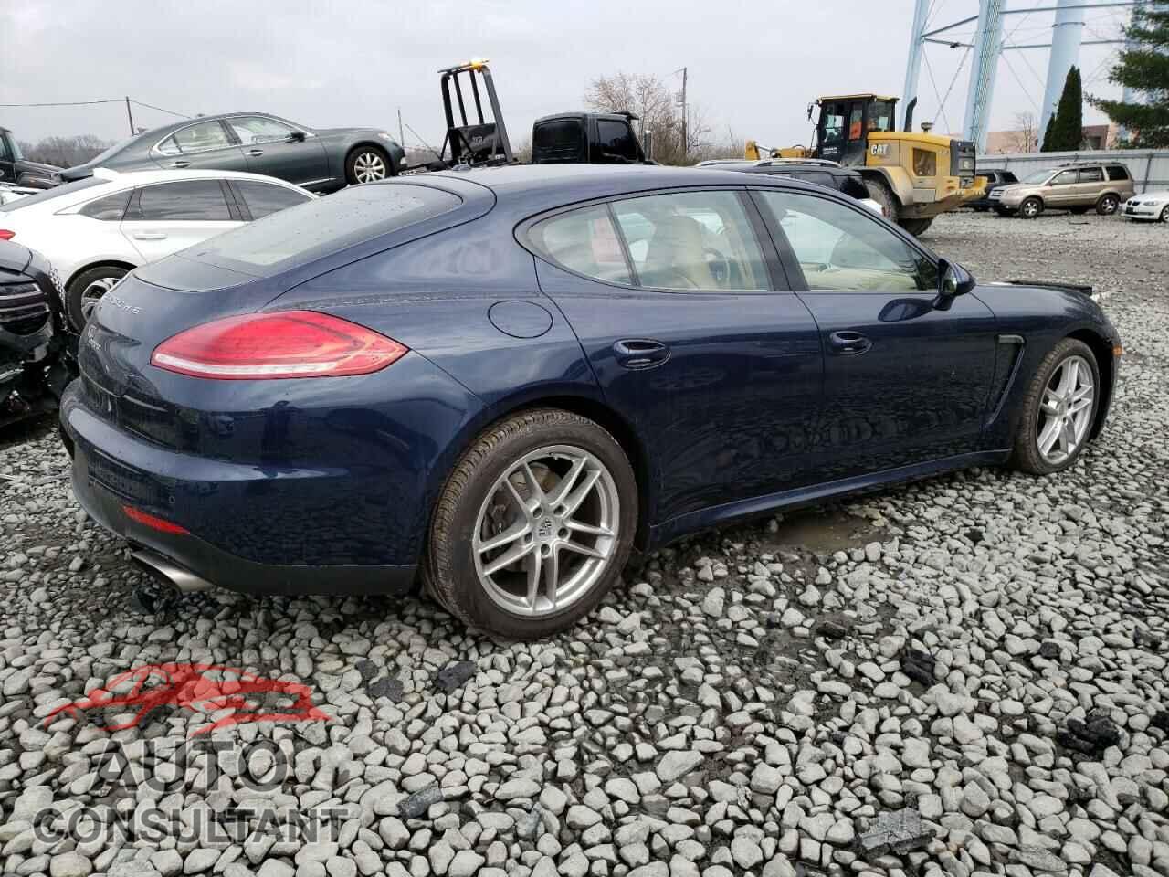 PORSCHE PANAMERA 2015 - WP0AA2A77FL003557