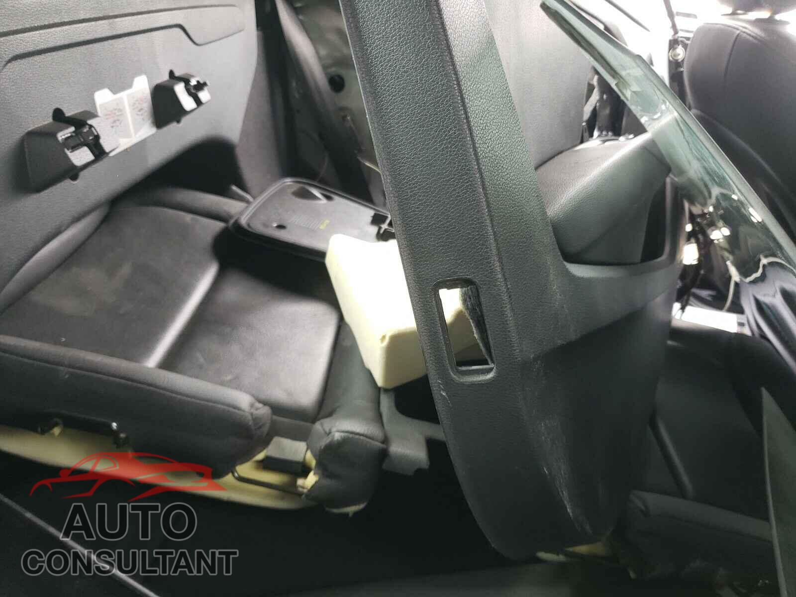 AUDI A3 2016 - WAU38LFF8G1015589