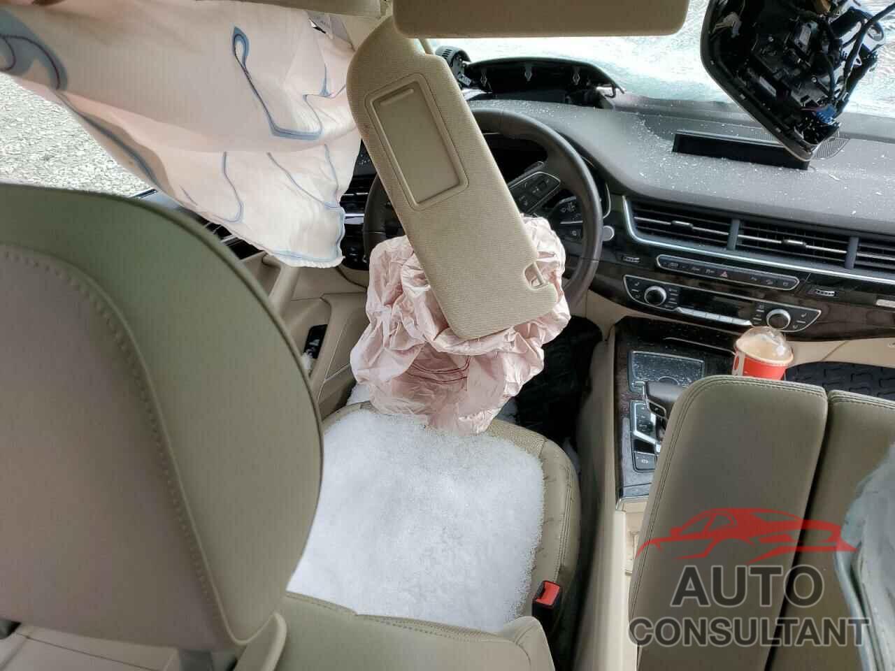 AUDI Q7 2018 - WA1VAAF70JD041164