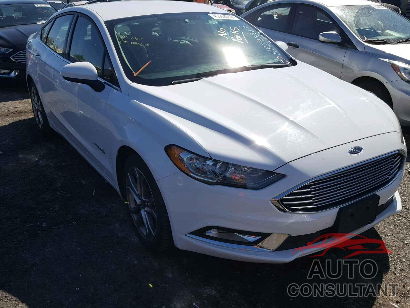 FORD FUSION 2017 - 3FA6P0LU2HR295382