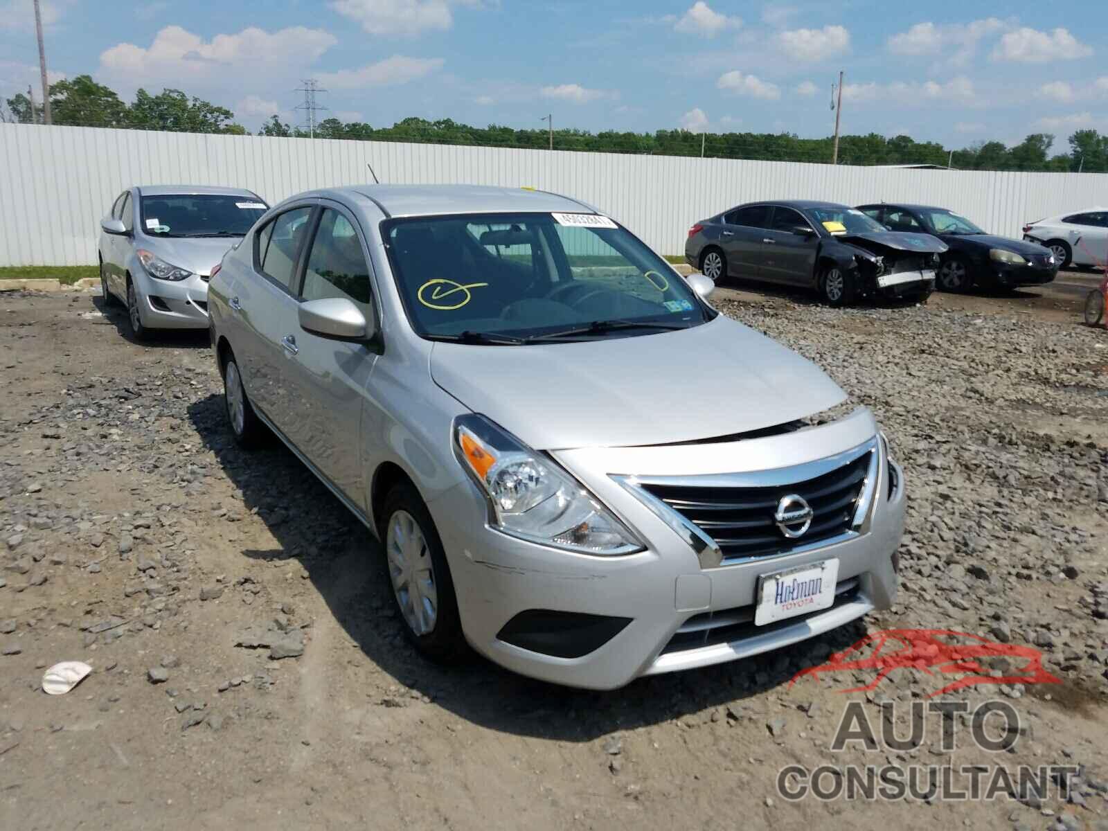 NISSAN VERSA 2018 - 3N1CN7AP4JL834721