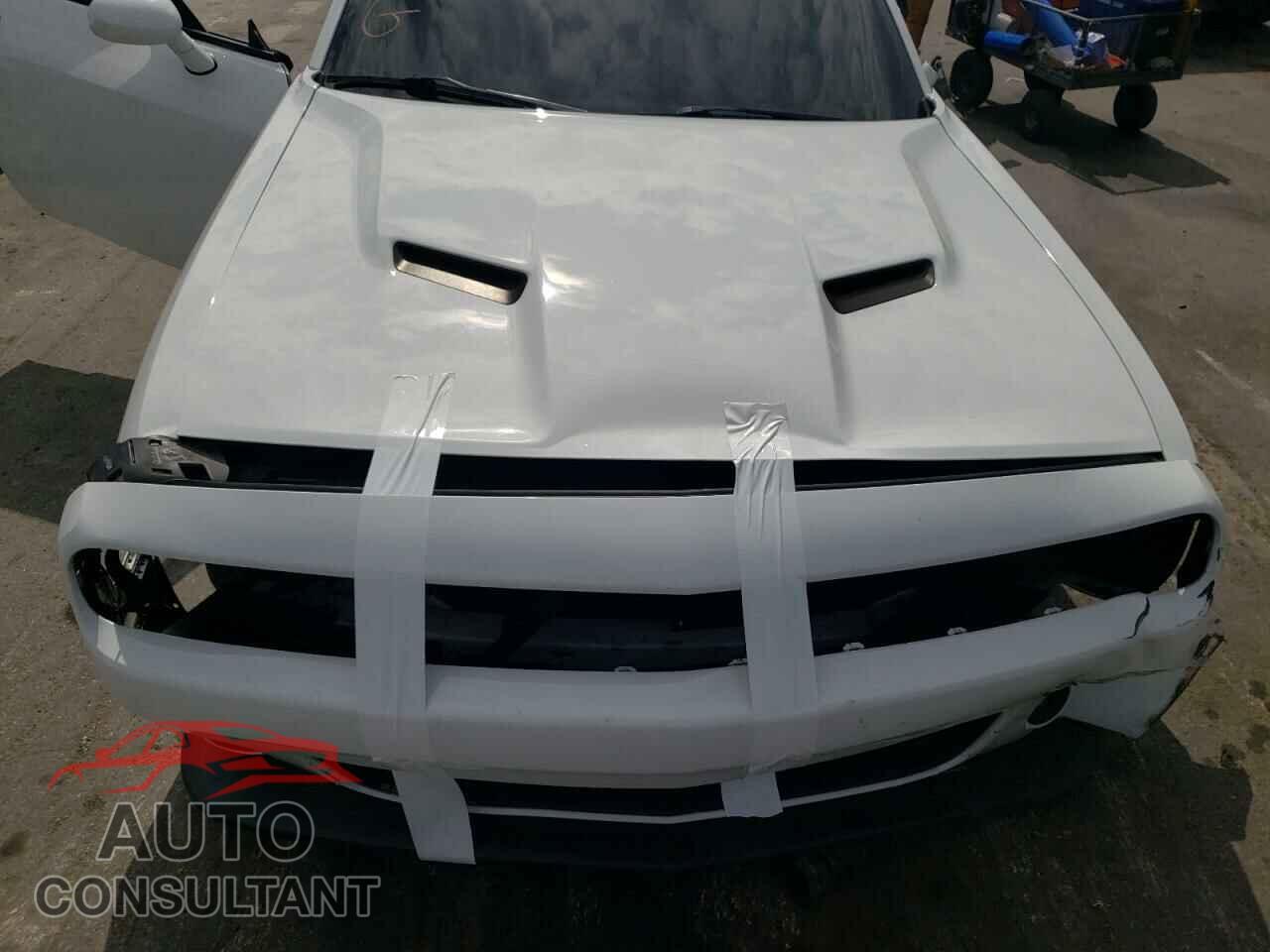 DODGE CHALLENGER 2018 - 2C3CDZBT9JH260234