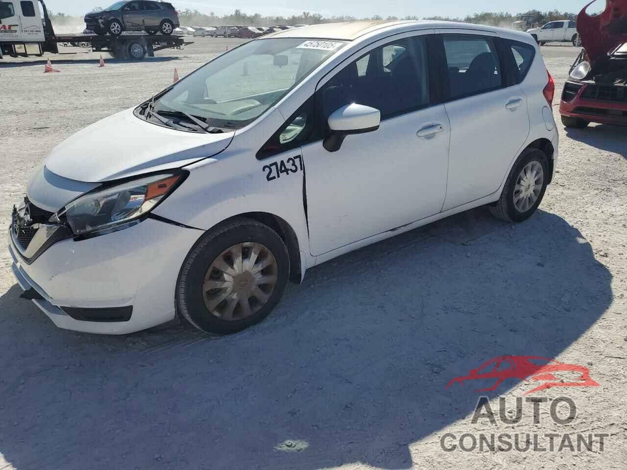 NISSAN VERSA 2018 - 3N1CE2CP3JL358543