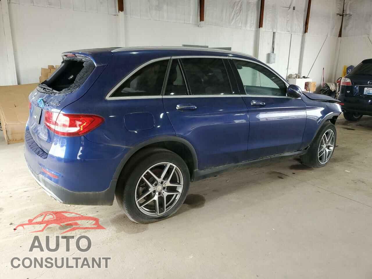MERCEDES-BENZ GLC-CLASS 2017 - WDC0G4KBXHF153814