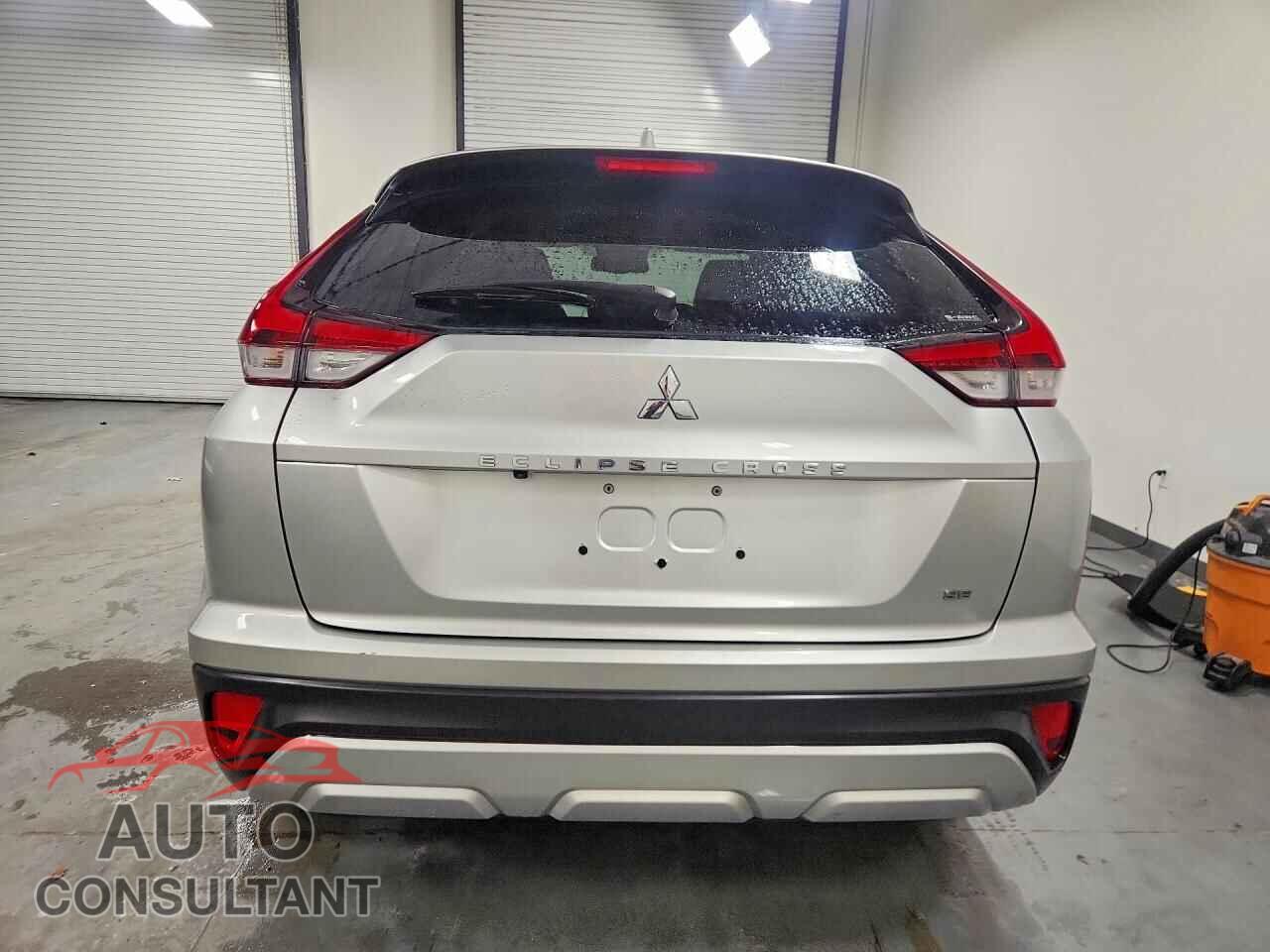 MITSUBISHI ECLIPSE 2024 - JA4ATWAA0RZ035677
