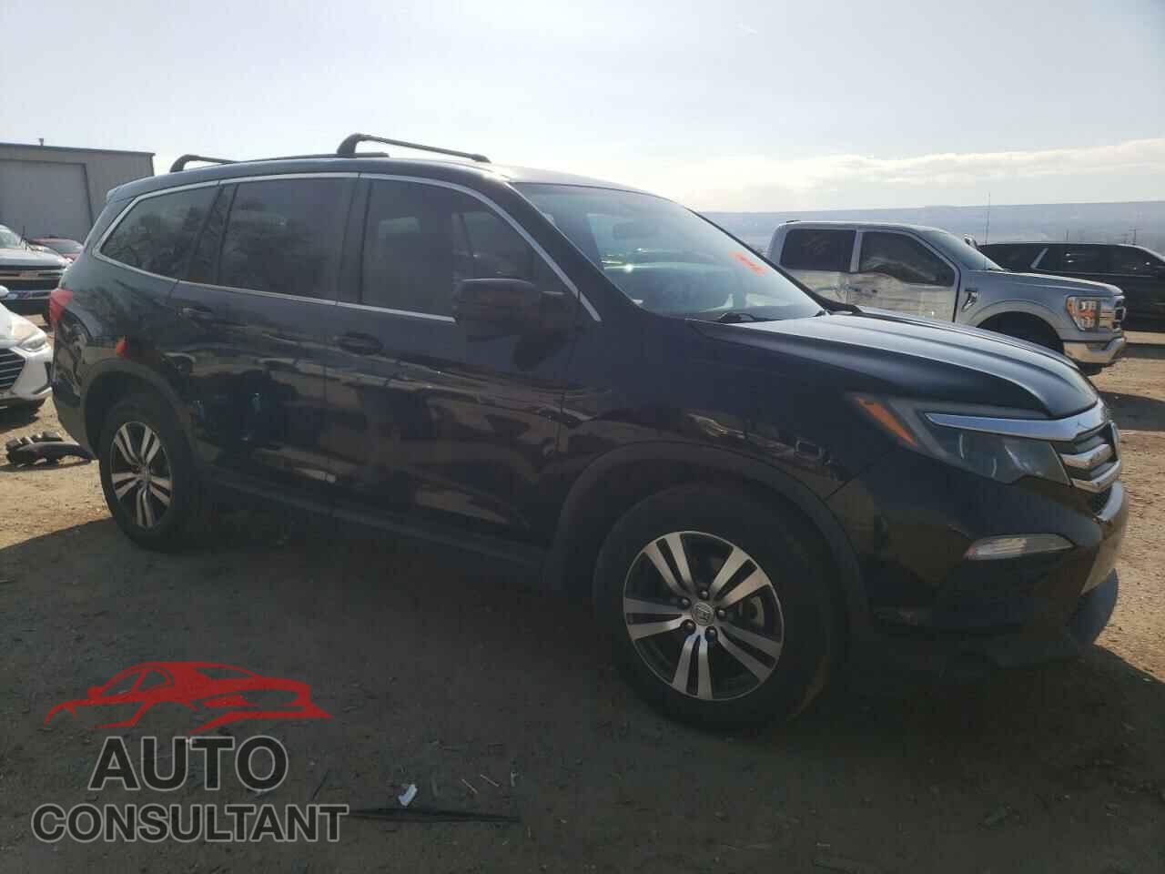 HONDA PILOT 2017 - 5FNYF5H3XHB017897