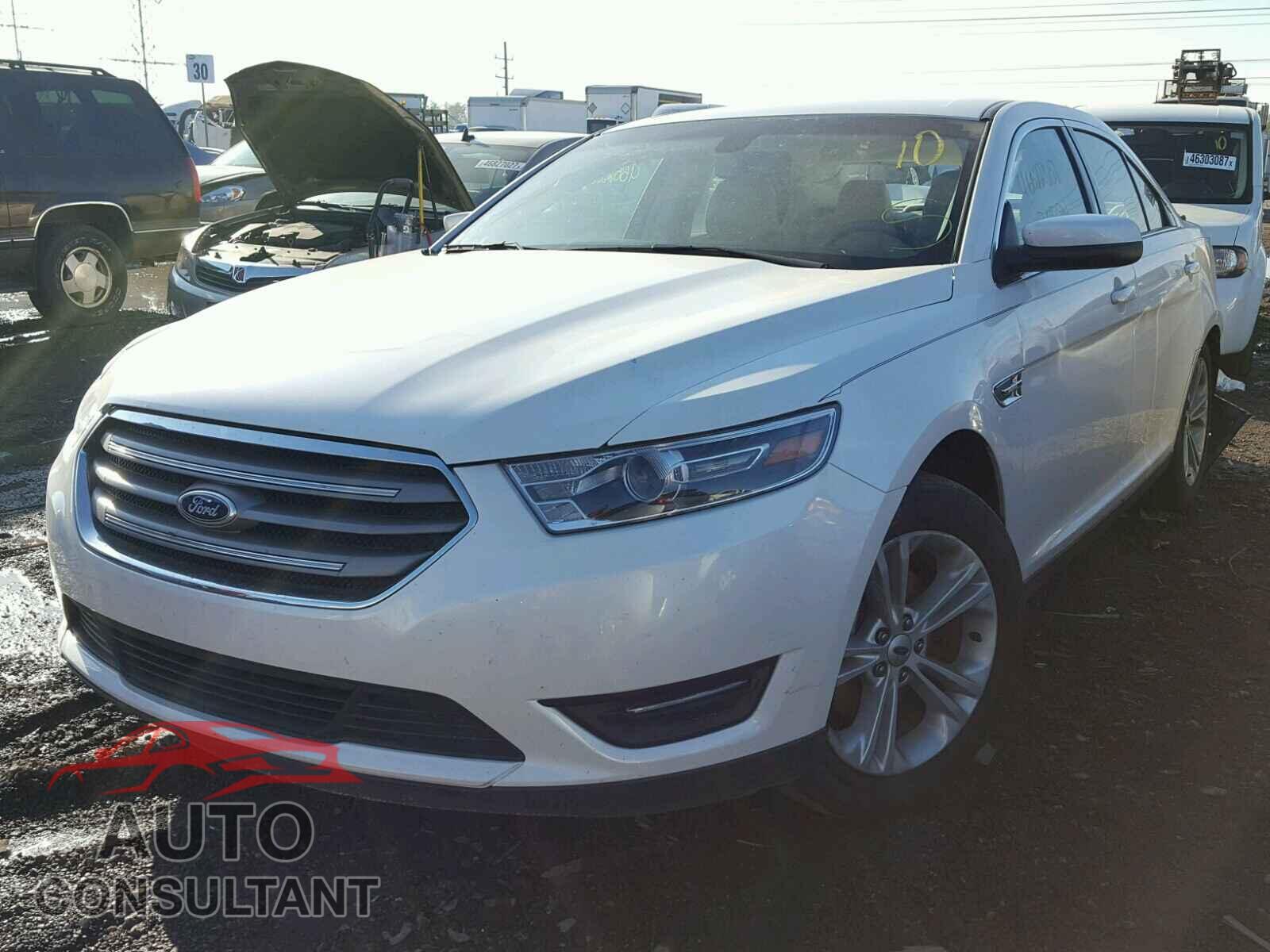 FORD TAURUS 2016 - 1FAHP2E86GG104136