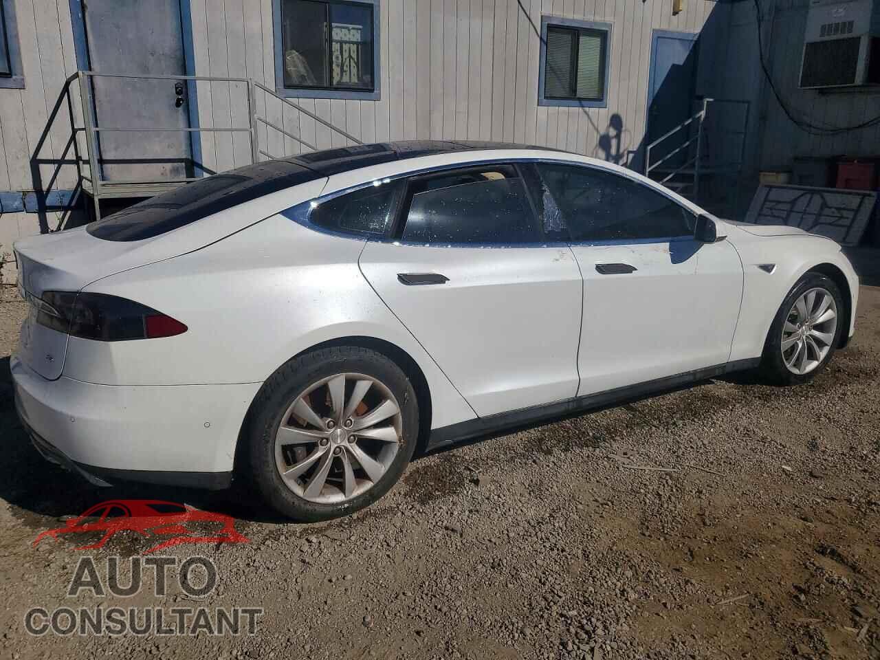 TESLA MODEL S 2014 - 5YJSA1H18EFP49338
