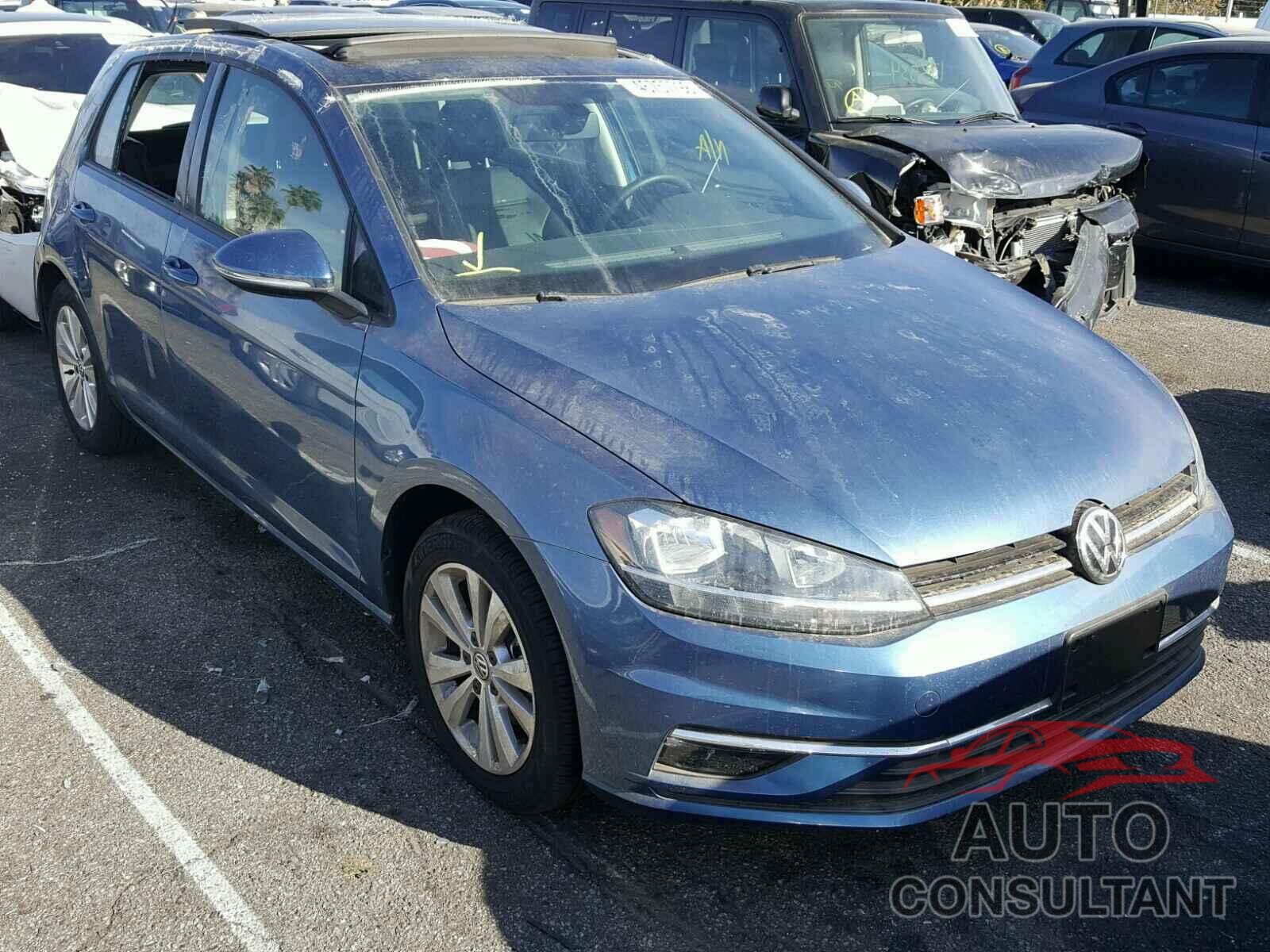 VOLKSWAGEN GOLF COMFORTLINE 2018 - 3VWG17AU5JM275218