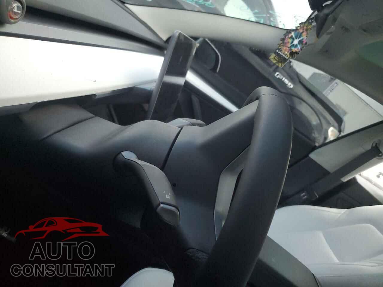 TESLA MODEL 3 2023 - 5YJ3E1EC7PF673502
