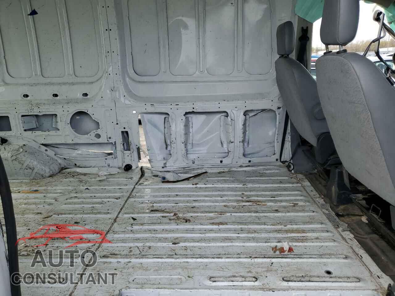 FORD TRANSIT 2019 - 1FTYR2CM4KKB64829