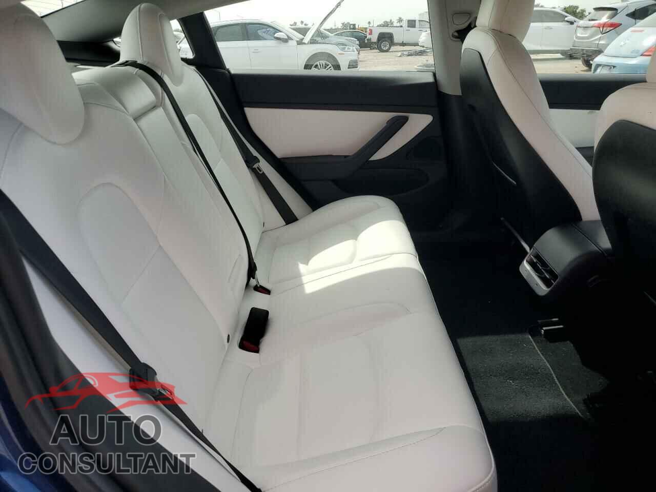 TESLA MODEL 3 2021 - 5YJ3E1EA6MF850342