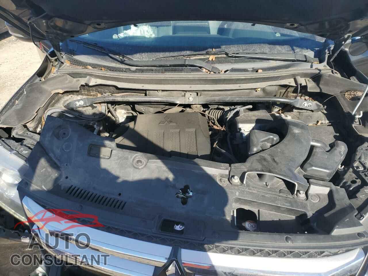 MITSUBISHI ECLIPSE 2018 - JA4AT5AA9JZ038527
