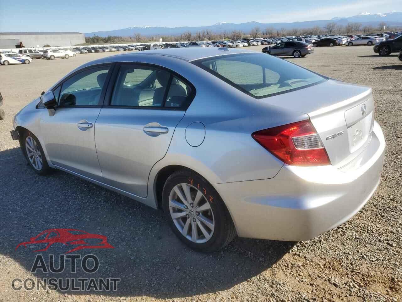 HONDA CIVIC 2012 - 2HGFB2F95CH526549