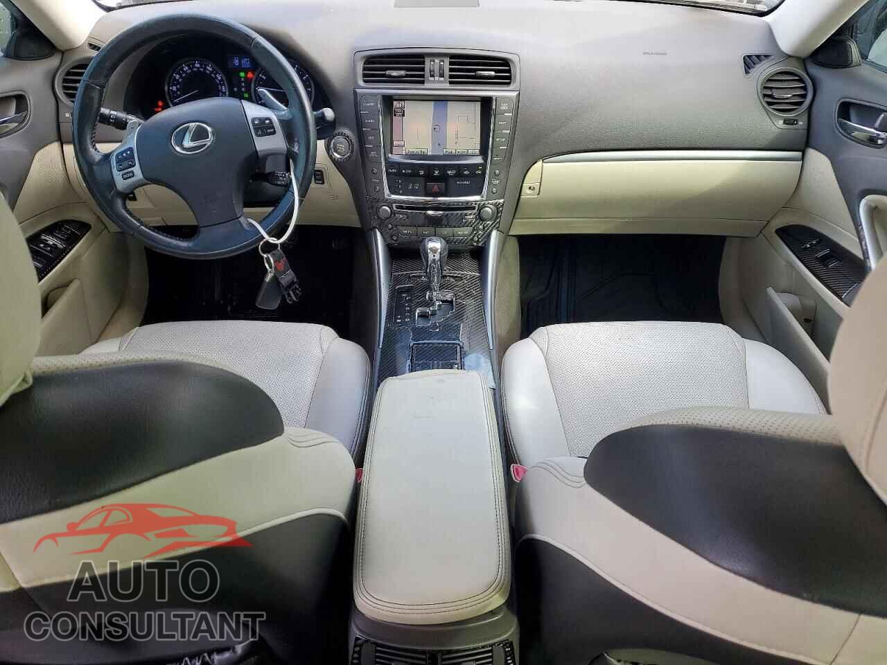 LEXUS IS 2011 - JTHBF5C25B5134623