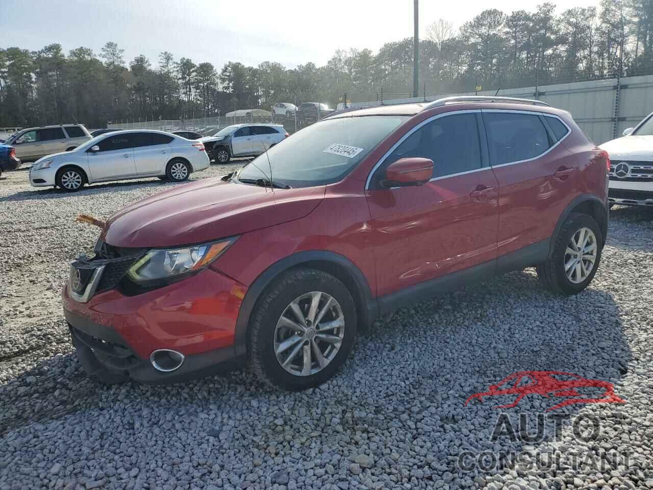 NISSAN ROGUE 2018 - JN1BJ1CP7JW192524