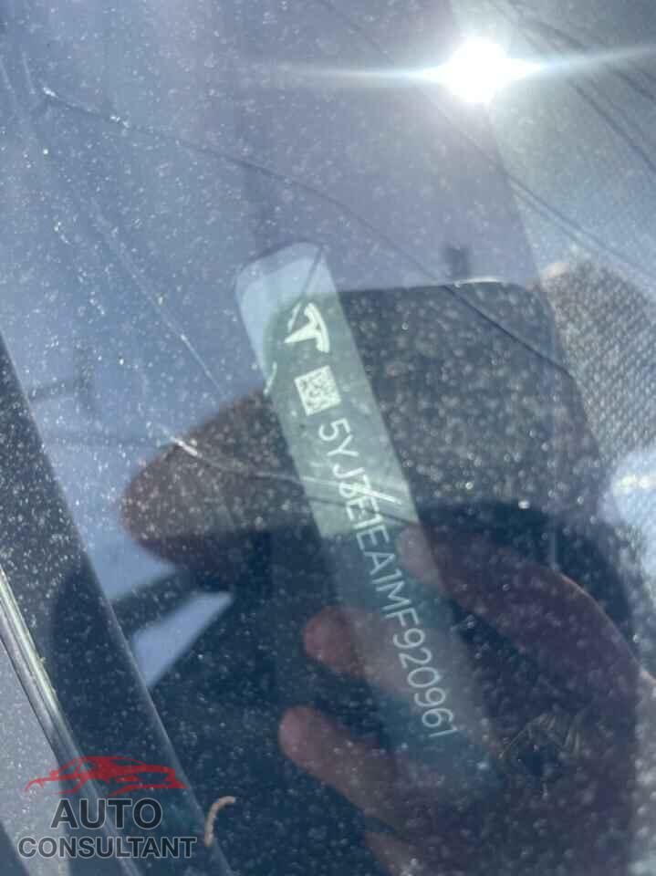 TESLA MODEL 3 2021 - 5YJ3E1EA1MF920961