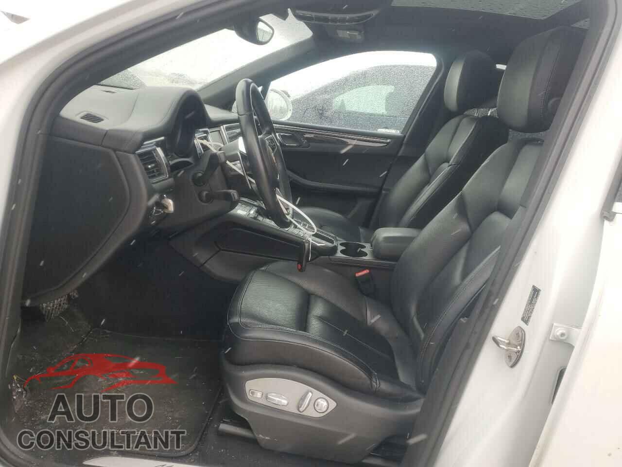 PORSCHE MACAN 2015 - WP1AB2A56FLB51211