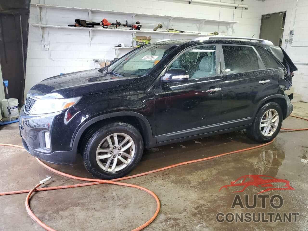 KIA SORENTO 2015 - 5XYKT3A62FG646728