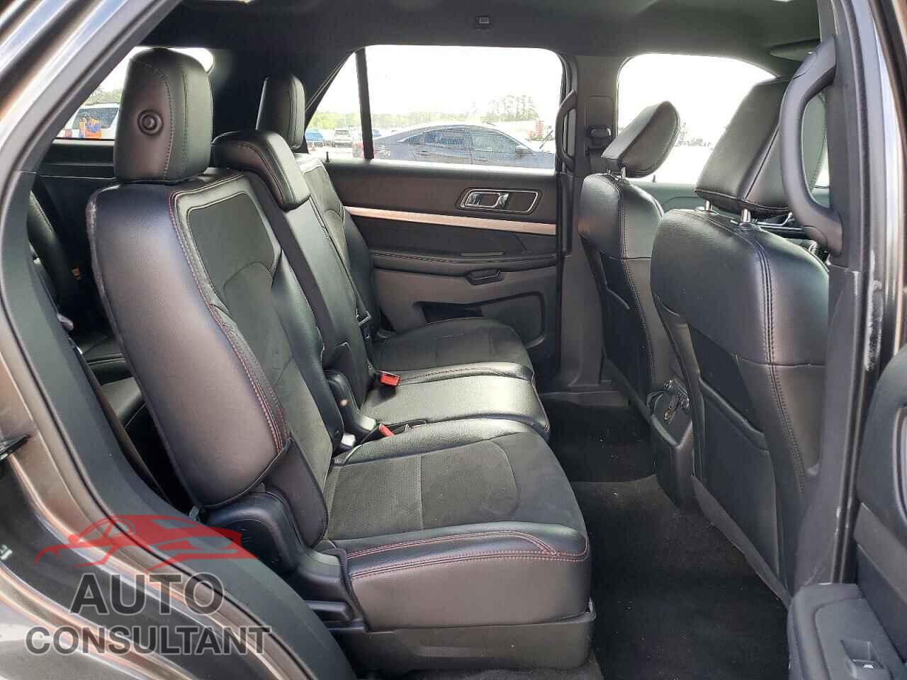 FORD EXPLORER 2018 - 1FM5K8D85JGB80157