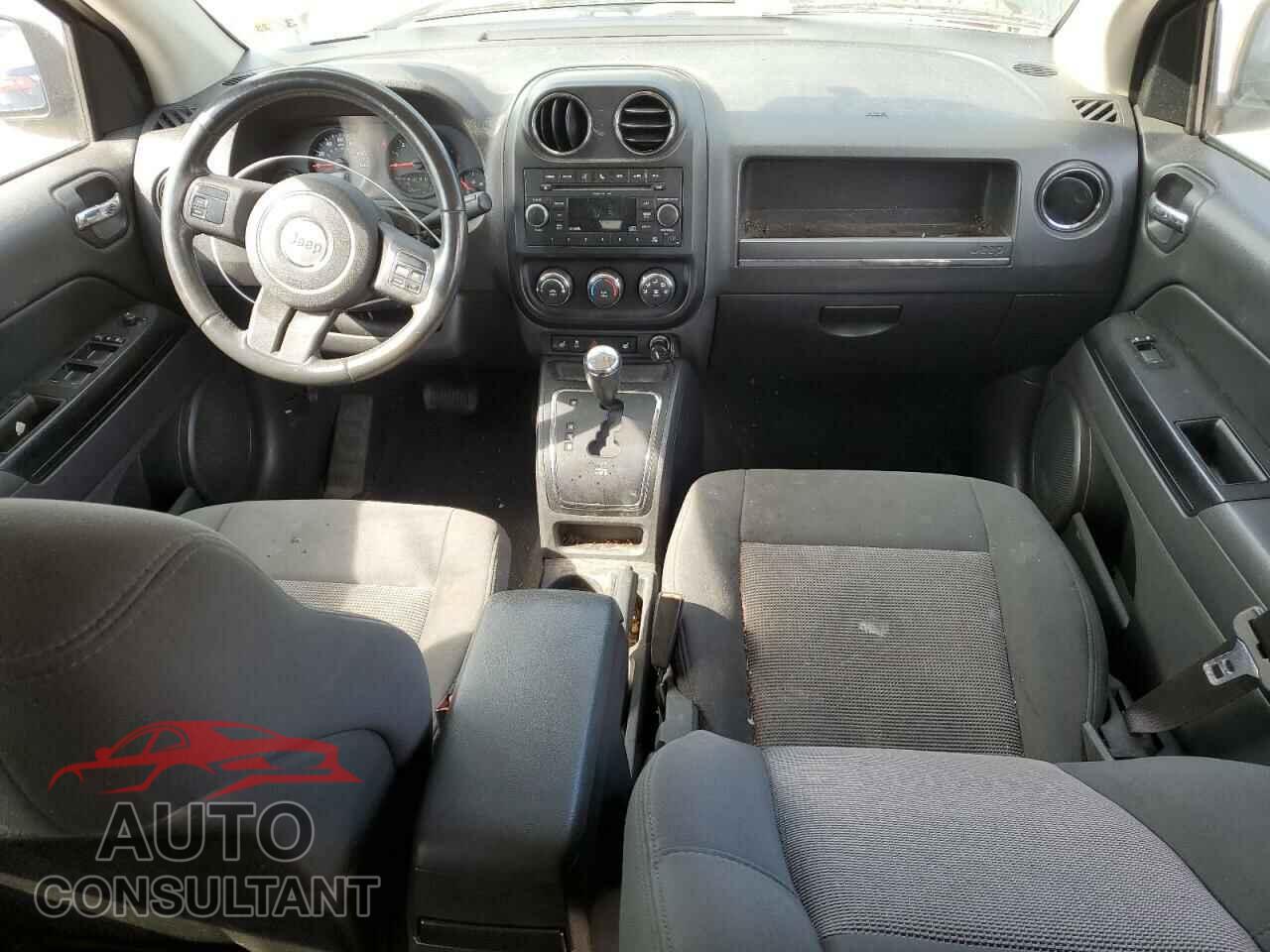JEEP COMPASS 2011 - 1J4NF1FB2BD212455