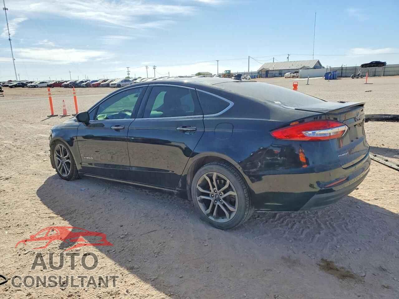 FORD FUSION 2019 - 3FA6P0RU2KR257908