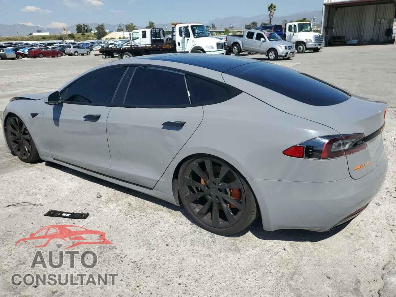 TESLA MODEL S 2018 - 5YJSA1E25JF271662