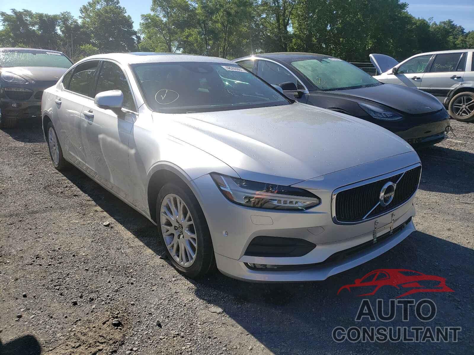 VOLVO S90 2018 - LVY982MK1JP038121